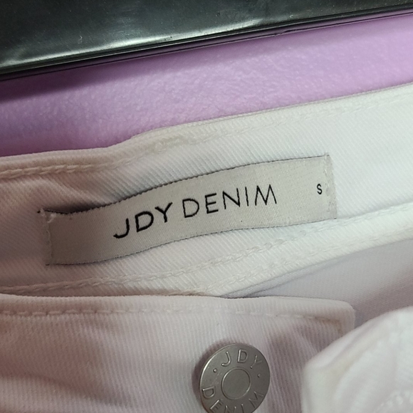 NWT White jeans - Picture 2 of 7